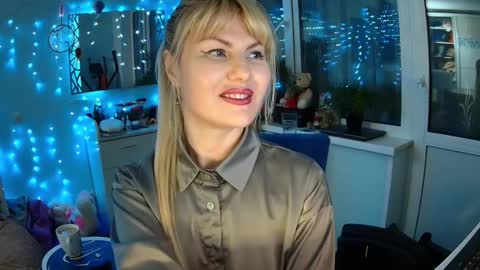 _glamorous_ online show from 02-11-25, 07:59