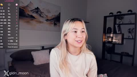 Rina online show from 12-23-24, 03:29