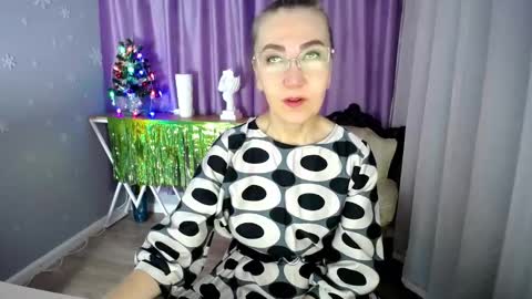 Snapshot of _greybunny_ chatting on 01-02-25, 07:12 _greybunny_ online show from 01-02-25, 07:12