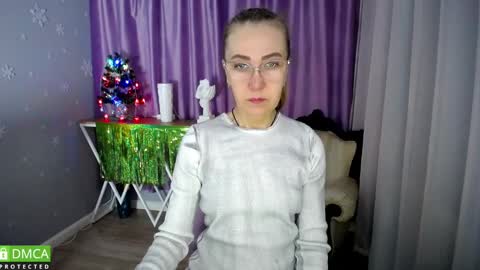 Snapshot of _greybunny_ chatting on 01-11-25, 04:06 _greybunny_ online show from 01-11-25, 04:06