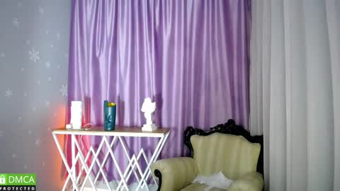 Snapshot of _greybunny_ chatting on 01-25-25, 03:09 _greybunny_ online show from 01-25-25, 03:09