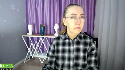 Snapshot of _greybunny_ chatting on 01-27-25, 07:56 _greybunny_ online show from 01-27-25, 07:56