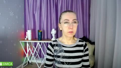 Snapshot of _greybunny_ chatting on 02-23-25, 02:40 _greybunny_ online show from 02-23-25, 02:40