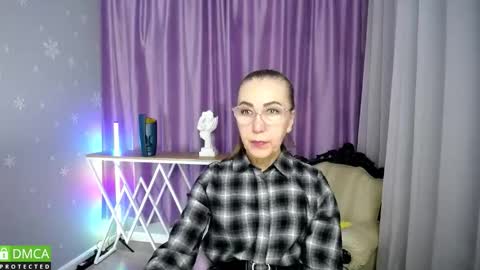 Snapshot of _greybunny_ chatting on 09-27-25, 11:26 _greybunny_ online show from 09-27-25, 11:26