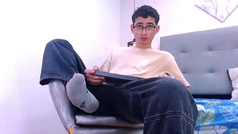 Snapshot of _gsus chatting on 09-14-25, 12:48 _gsus online show from 09-14-25, 12:48