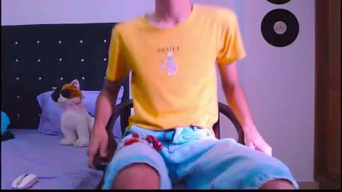 GsusssFeets online show from 11-04-25, 06:07