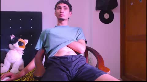 GsusssFeets online show from 11-10-25, 07:02