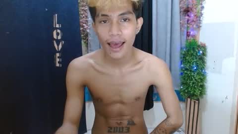 Snapshot of _guison chatting on 09-13-25, 02:39 _guison online show from 09-13-25, 02:39