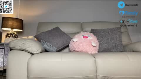 sara online show from 01-10-26, 01:51