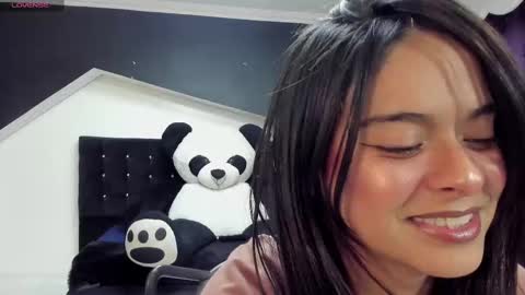 _hanna_lee1 online show from 10-01-25, 03:12