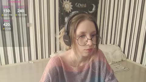 Snapshot of _hanna_moon_ chatting on 10-17-25, 11:35 Hannaolotl online show from 10-17-25, 11:35