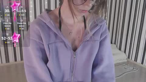 Snapshot of _hanna_moon_ chatting on 10-24-25, 08:22 Hannaolotl online show from 10-24-25, 08:22