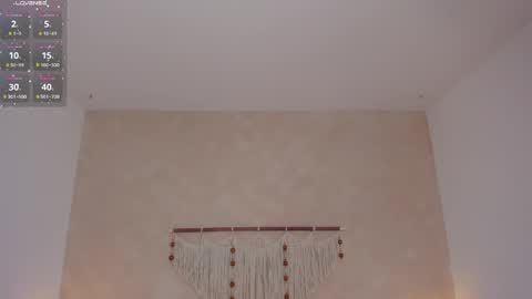 Hanna Botero online show from 05-06-26, 06:46