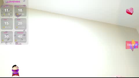 Snapshot of _hannacurvy chatting on 02-08-25, 10:39 HANNA online show from 02-08-25, 10:39