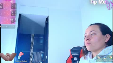 Honey online show from 09-24-25, 01:03