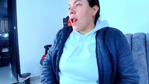 Honey online show from 09-25-25, 12:09