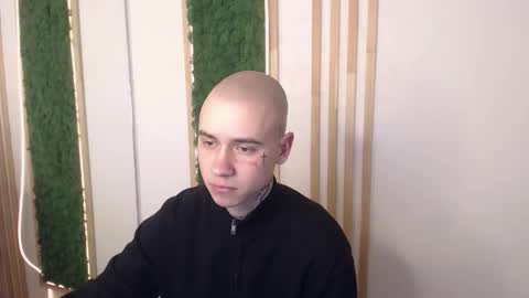 _honeyberry_ online show from 03-23-26, 09:52