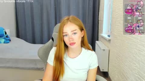 _hot_mia_1 online show from 05-13-26, 03:42