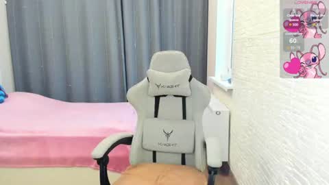 _hot_mia_1 online show from 06-30-26, 04:41