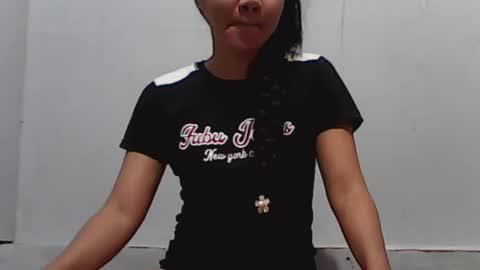 _hotzooey69_ online show from 12-21-24, 02:47