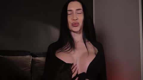 Snapshot of _iammary chatting on 03-15-26, 03:40 Mary online show from 03-15-26, 03:40