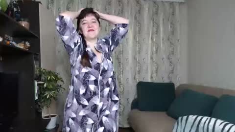 Snapshot of _illusion_ chatting on 09-26-25, 05:00 Illusion online show from 09-26-25, 05:00