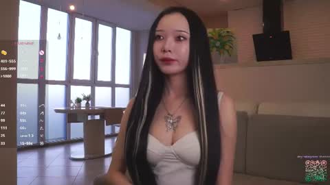 you Mia online show from 06-10-26, 04:06