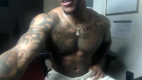 Snapshot of _infamous_ chatting on 03-31-26, 04:57 Tatted34 aka PimpDaddy SlickDick online show from 03-31-26, 04:57