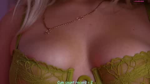 Maria online show from 12-15-25, 07:34