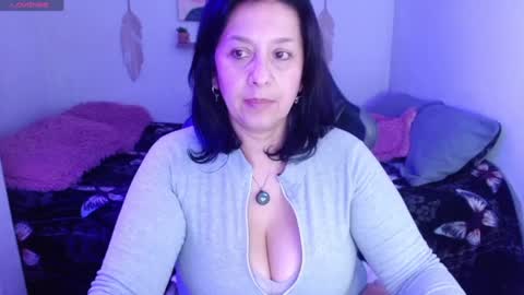 Camila online show from 05-15-26, 10:50