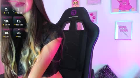 Snapshot of _ivanna_volk chatting on 10-22-25, 11:15 Ivanna online show from 10-22-25, 11:15