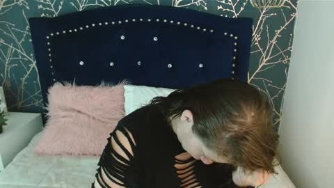 vivi online show from 02-08-25, 12:39