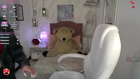 vivi online show from 09-09-25, 07:57