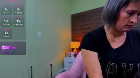 Snapshot of _jaadee_ chatting on 04-01-26, 12:28 JADE online show from 04-01-26, 12:28