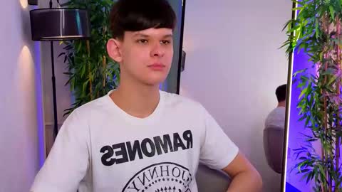 James online show from 02-04-26, 03:29