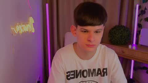 James online show from 02-07-26, 02:43