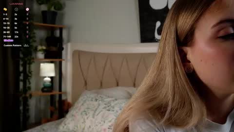 Snapshot of _jasminestea_ chatting on 03-04-25, 01:12 Candy online show from 03-04-25, 01:12