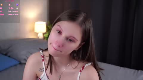 Snapshot of _jasminestea_ chatting on 07-06-26, 02:41 Candy online show from 07-06-26, 02:41
