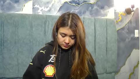 _jeessy online show from 11-11-25, 03:06