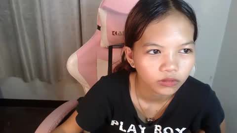 Snapshot of _jennn chatting on 05-02-26, 05:07 Jen online show from 05-02-26, 05:07