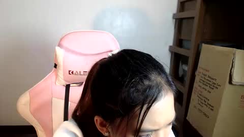 Snapshot of _jennn chatting on 05-25-26, 05:19 Jen online show from 05-25-26, 05:19