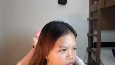 Snapshot of _jennn chatting on 06-02-26, 06:21 Jen online show from 06-02-26, 06:21