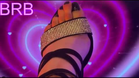  ...  online show from 06-04-26, 11:00