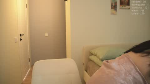 Snapshot of _jikey_ chatting on 02-06-25, 10:48 Jaki online show from 02-06-25, 10:48