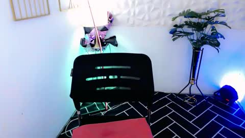 Snapshot of _joana chatting on 09-19-25, 04:07 _joana online show from 09-19-25, 04:07