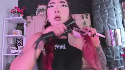 Snapshot of _johana18 chatting on 02-23-26, 02:36 Mia online show from 02-23-26, 02:36