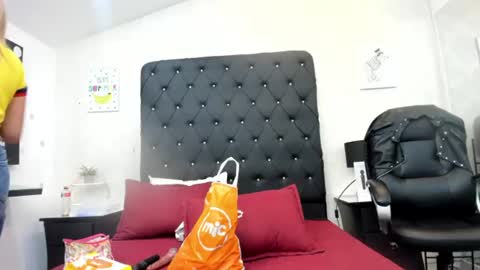 _johnson_alana online show from 06-24-26, 12:53