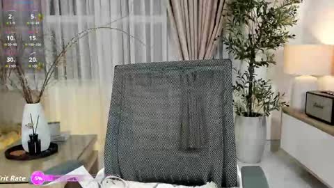 Snapshot of _joliie_ chatting on 03-17-26, 04:54 _joliie_ online show from 03-17-26, 04:54