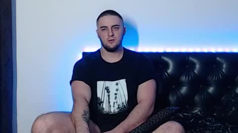 Snapshot of _joni_new_ chatting on 10-19-25, 02:56 Joni online show from 10-19-25, 02:56