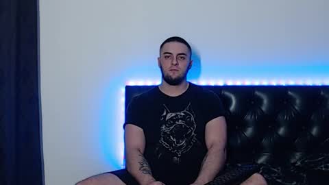 Snapshot of _joni_new_ chatting on 10-22-25, 03:29 Joni online show from 10-22-25, 03:29